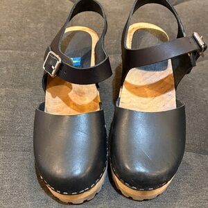 MIA Size 38 Black Leather Clogs with Buckle Strap